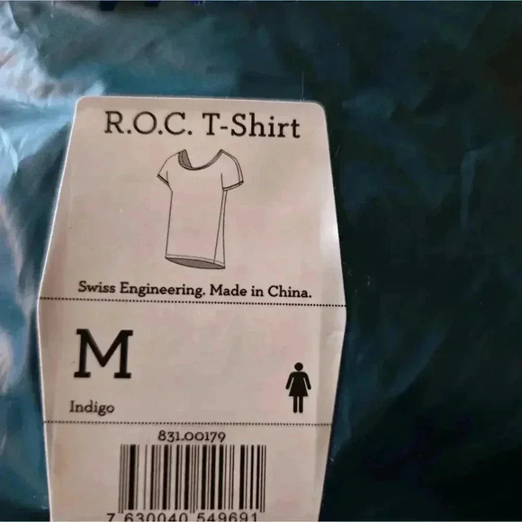 ROC Running On Clouds women's T Shirt sz Medium Indigo - Picture 6 of 6